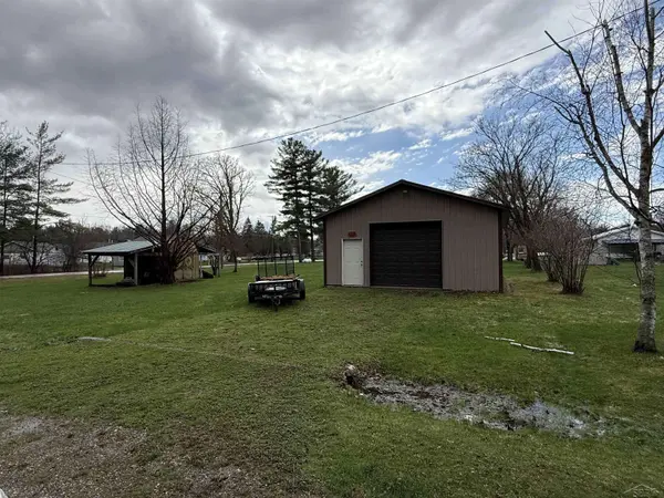 1450 Sheldon Street, Alger, MI 48610