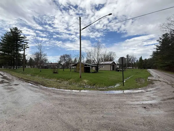 1450 Sheldon Street, Alger, MI 48610
