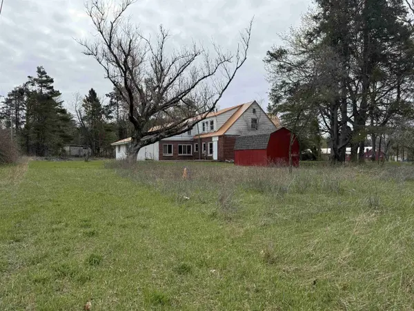 1701 Home Drive, Fairview, MI 48621