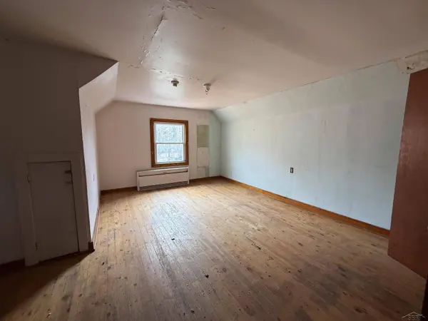 1701 Home Drive, Fairview, MI 48621