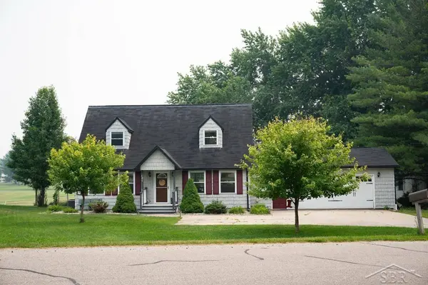5590 Linksview Way, Gladwin, MI 48624