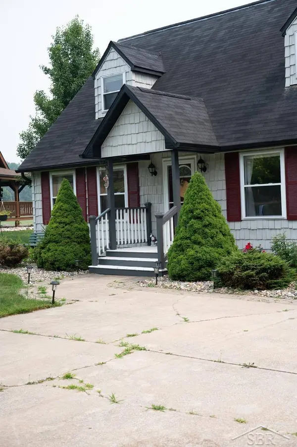 5590 Linksview Way, Gladwin, MI 48624
