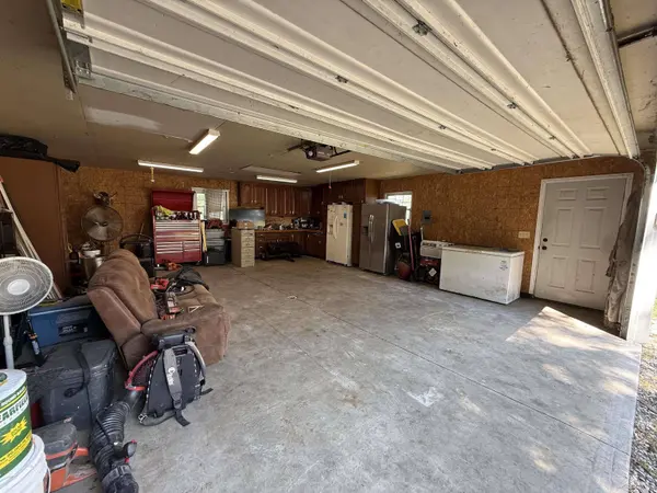 4767 N Saginaw Bay Shore Drive, Pinconning, MI 48650