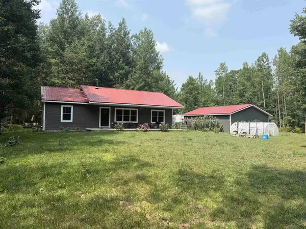 648 N Lewis Road, Shepherd, MI 48883