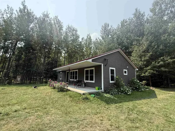 648 N Lewis Road, Shepherd, MI 48883