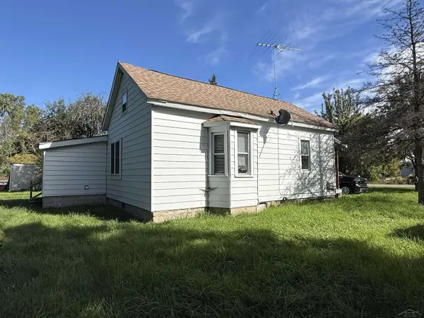 811 N Melita Road, Sterling, MI 48659
