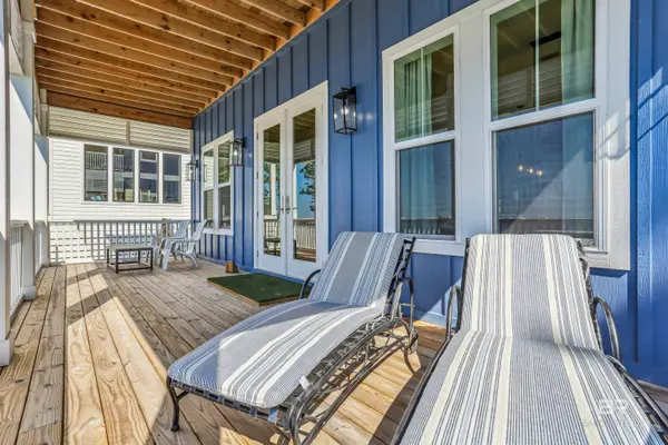 1047 Water Oaks Circle, Gulf Shores, AL 36542