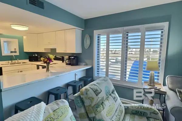 427 E Beach Boulevard #169, Gulf Shores, AL 36542