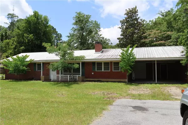 695 Lanes Bridge RD, Jesup, GA 31545