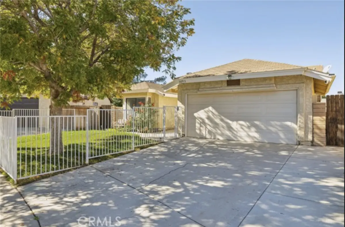 36913 Tobira Dr, Palmdale, CA 93550-5963