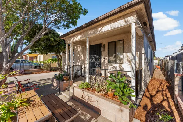 402 N McKinley Ave, Oxnard, CA 93030-3651