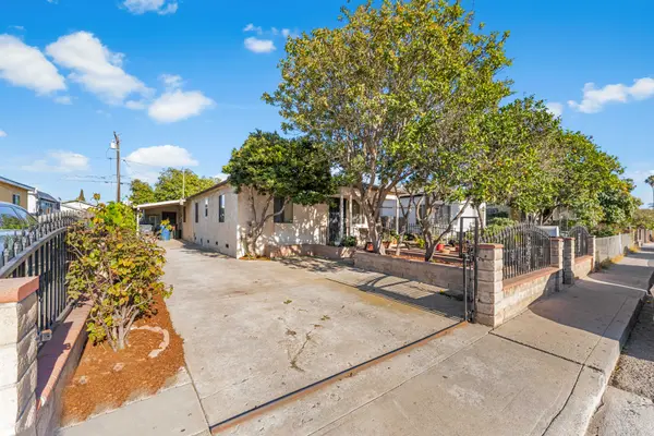 402 N McKinley Ave, Oxnard, CA 93030-3651