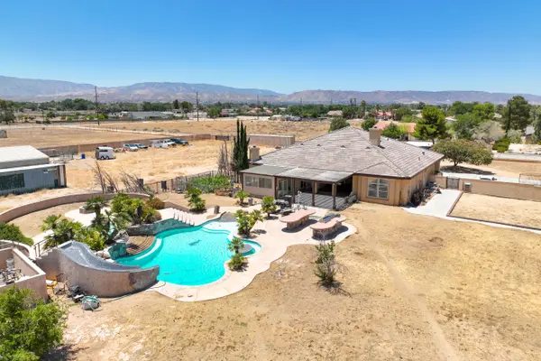 42094 21st St W, Lancaster, CA 93536-3306