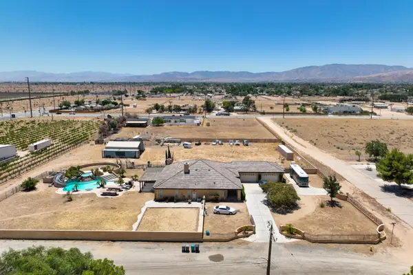 42094 21st St W, Lancaster, CA 93536-3306