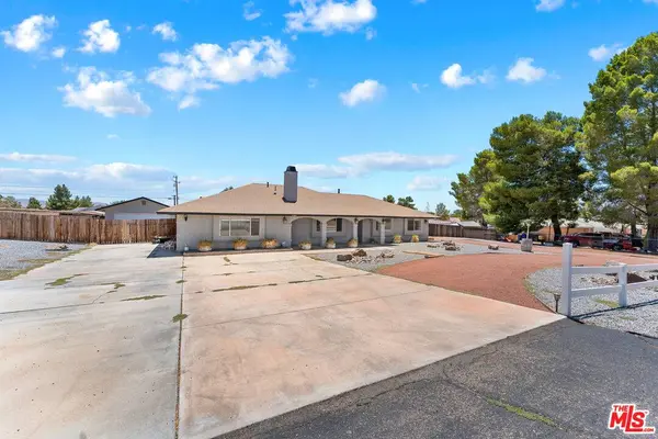 15361 Mondamon Rd, Apple Valley, CA 92307