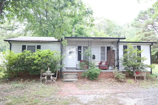 106 Knot CIR, Sanford, NC 27332