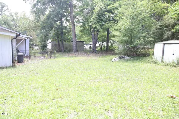 106 Knot CIR, Sanford, NC 27332