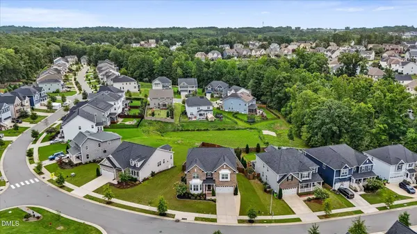 237 Cahors TRL, Holly Springs, NC 27540