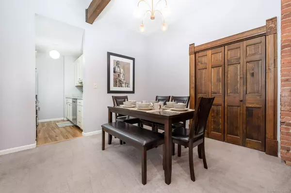 1 Linden Place #APT 312, Hartford, CT 06106