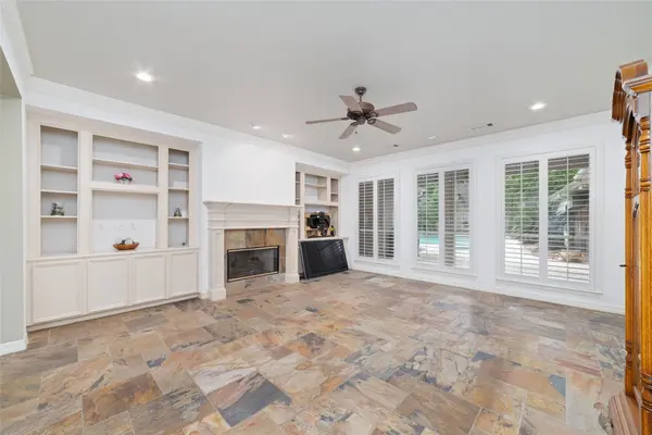 12155 Auburn Hills DR, Tomball, TX 77377