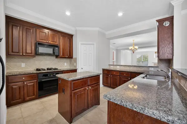 1807 Stacy Crest, Houston, TX 77008