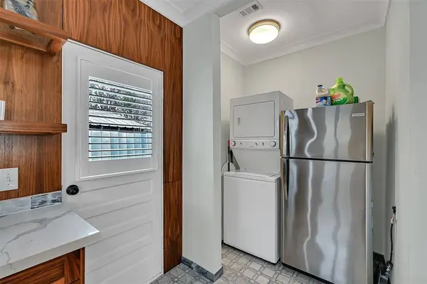 311 E 8th ST, Houston, TX 77007