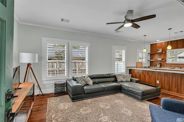 311 E 8th ST, Houston, TX 77007