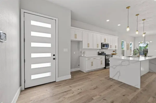 4115 Yale ST, Houston, TX 77018