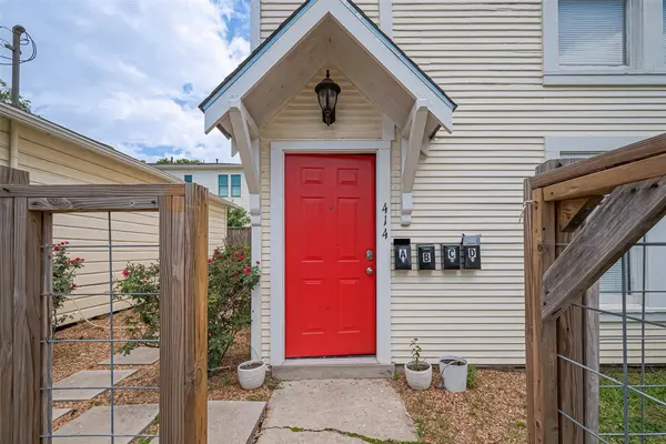 414 E 9th ST #B, Houston, TX 77007
