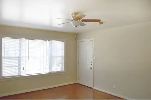4720 Polk ST, Houston, TX 77023