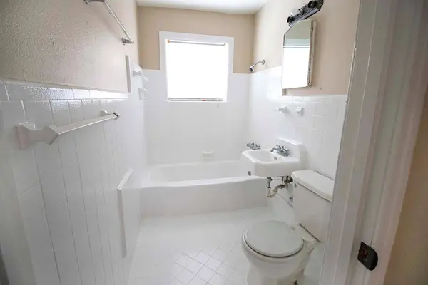 4720 Polk ST, Houston, TX 77023