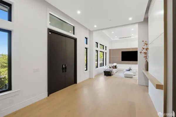 162 Los Robles DR, Burlingame, CA 94010