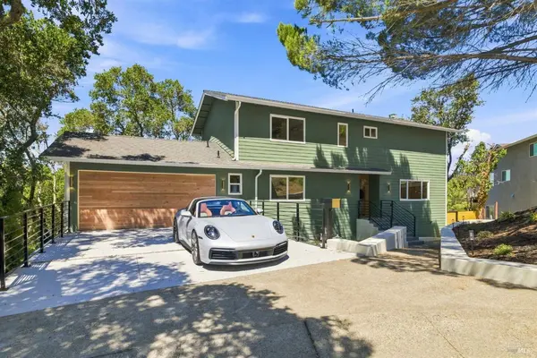 19 Tilden DR, Novato, CA 94947