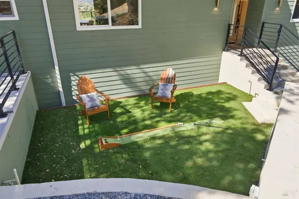 19 Tilden DR, Novato, CA 94947