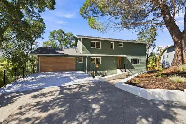 19 Tilden DR, Novato, CA 94947