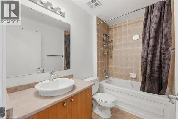 410 KING ST West #124, Kitchener, ON N2G1C3