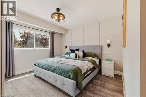 62 BECHTEL Drive, Kitchener, ON N2P1S8