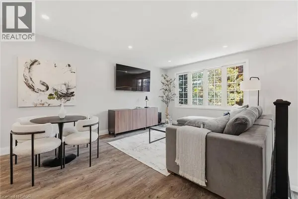62 BECHTEL Drive, Kitchener, ON N2P1S8