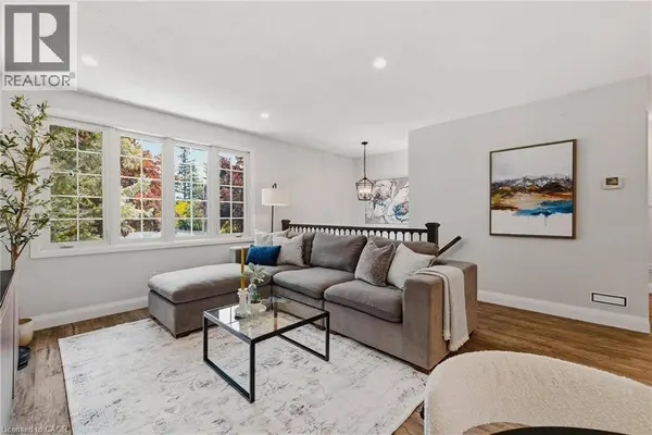 62 BECHTEL Drive, Kitchener, ON N2P1S8