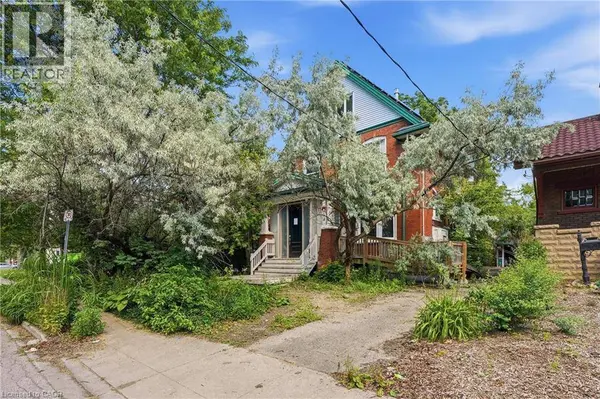45 PANDORA Avenue N, Kitchener, ON N2H3C1