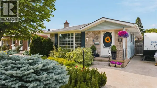 89 GENEVA Crescent, Kitchener, ON N2E1M8