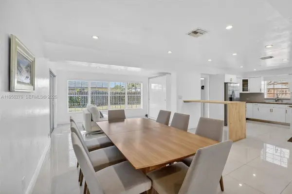 4441 NE 17th Ave, Oakland Park, FL 33334