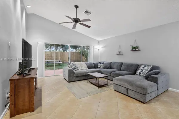 1145 NW 111th Ave, Plantation, FL 33322
