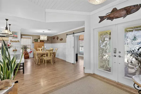 8740 SW 56th Pl, Fort Lauderdale, FL 33328