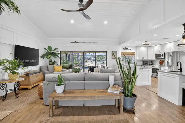 8740 SW 56th Pl, Fort Lauderdale, FL 33328