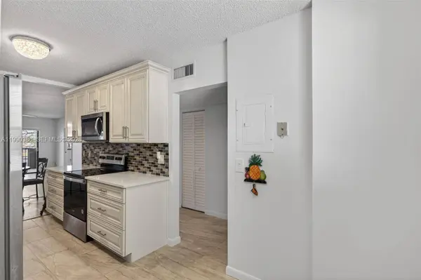 9670 W Mcnab Rd #208, Tamarac, FL 33321