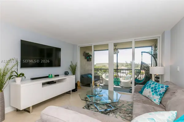 14 Royal Palm Way #6010, Boca Raton, FL 33432