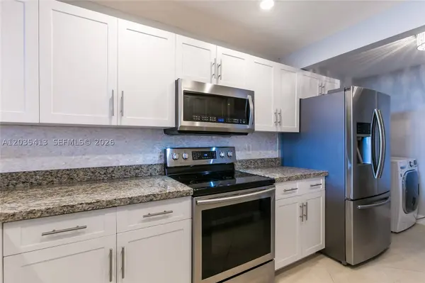 14 Royal Palm Way #6010, Boca Raton, FL 33432