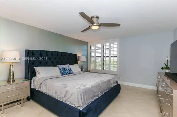 14 Royal Palm Way #6010, Boca Raton, FL 33432