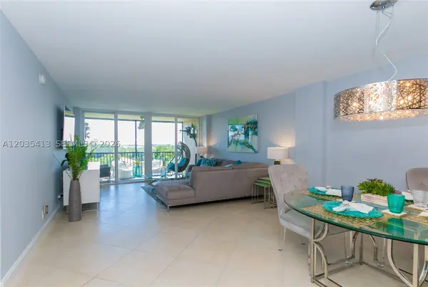 14 Royal Palm Way #6010, Boca Raton, FL 33432